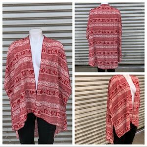 🛍️Neblina by Urban Episode shawl size medium.